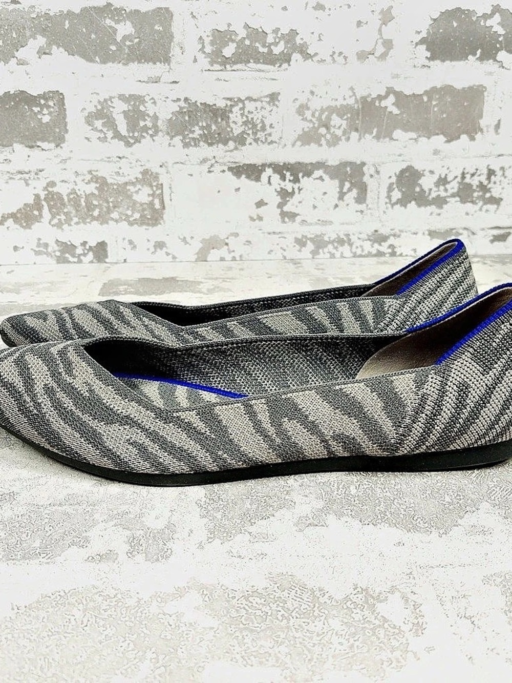 NEW Rothy's The Flat Grey Zebra Knit Pointy Toe Slip On Loafers E577